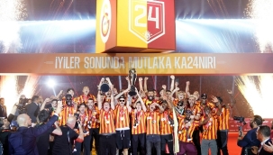 Galatasaray'dan 3 kupalı kutlama