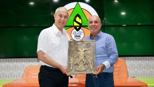Özçelik'ten Alanyaspor'a ziyaret