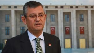 Özgür Özel: Partimizin üç ekonomi kurmayı önümüzdeki günlerde Mehmet Şimşek'le bir araya gelecek