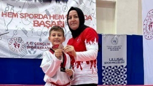 Alanyalı sporcu madalya ile döndü 