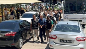 Gazipaşa'da Tapu Müdürlüğünde yolsuzluk operasyonuna: 5 tutuklama