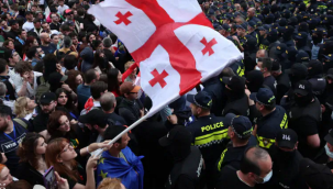 Gürcistan'da tartışmalı "yabancı ajan" yasası