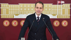 Yeniden Refah Partisi Genel Başkanı Erbakan: "Emeklilere reva görülen zam, haksız ve adaletsiz"