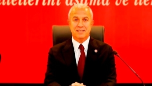 30 AĞUSTOS ZAFER BAYRAMI'NI KUTLAYAN BAŞKAN ÖZÇELİK: BAĞIMSIZLIK MİRASIYLA HER DAİM GURUR DUYUYORUZ