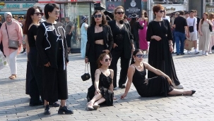 Çinli bir şirketin yaklaşık 500 çalışanını Türkiye'de geziye gönderdi