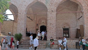 Alanya'da Selçuklu mimarisi 793 yıllık camiye yoğun ilgi