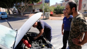 Burnuna gelen benzin kokusu sonrası aracı alev aldı