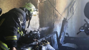 Klimadan yangın çıkınca binayı boşalttılar