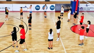 Oba Voleybol Spor Okulları başladı