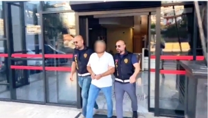 Alanya'da 40 yıl hapis cezasıyla aranan şahıs yakalandı