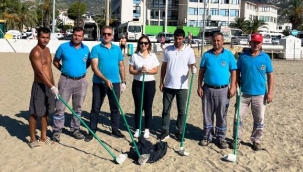 Alanya'da plajdaki çöpler kategorize edildi