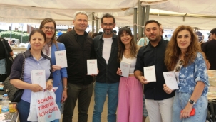 Alanya Kitap Fuarı'nda Yazar Mustafa Deniz Serter'in kitabına yoğun ilgi
