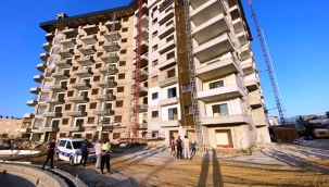 İnşaattan düşen işçi hayatını kaybetti: 4 gözaltı