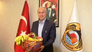 Osman Tarık Özçelik'ten 'Tropikal Meyve Festivali'ne davet