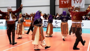 Alanya Belediyesi'nin zeybek kursları başladı