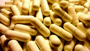 Alanya'da bunalıma giren genç kız canına kıymak istedi