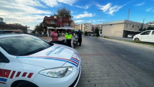 Alanya'da jandarma 13 aracı trafikten men etti