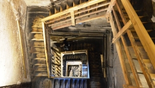 Alanya'da merdivenlerden düşen yabancı adam öldü