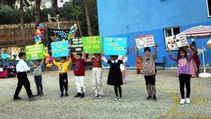 Alanya'daki Melahat Seher İlkokulu'nda çocuk hakları coşkusu yaşandı
