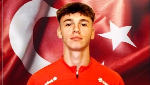 Alanyasporlu genç futbolcuya milli davet