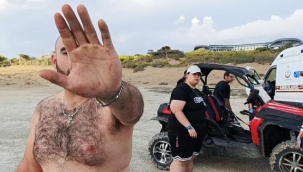 ATV ile drift atarken kaza yapan İngilizler gazeteciye saldırdı