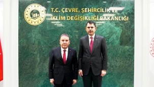 Muhittin Böcek, Bakan Kurum ile Antalya'nın geleceğini görüştü