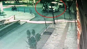 Ticari araç motosiklete çarptı: 2 yaralı