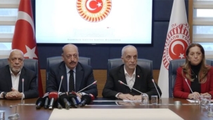 TÜRK-İŞ, HAK-İŞ ve DİSK taleplerini dile getirdi: 'İnsanlık onuruyla bağdaşacak bir asgari ücret tespit edilmeli'