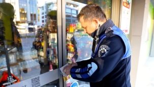 Alanya'da 3 zincir market mühürlendi