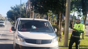 Alanya Emniyeti'nin uygulamasında 32 araç trafikten men edildi