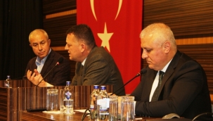 Alanya Zirvesi'nde ilçenin sorunlarına çözüm için toplandılar