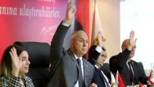 Osman Tarık Özçelik: Yeni belediye binasında 78 milyon TL borç devraldık