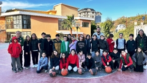 Alanya Belediyespor geleceğin sporcularını keşfetmek için durmuyor