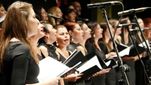 Alanya'da Müzik Öğretmenleri Korosu kulakların pasını aldı