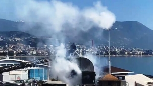 Alanya'da restorandaki baca yangını korkuttu