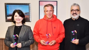 Alanya'da sağlıkçılar masa tenisinde buluştu