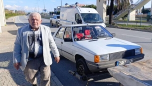 Alanya yolunda otomobilini iterek götürmeye çalıştı, 2 ayrı kazaya sebep oldu