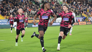 Alanyaspor evinde 3'te 3 yaptı