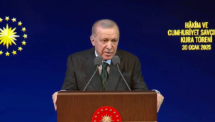 Cumhurbaşkanı Erdoğan: Hukuk başka bir şey, kanun başka bir şey, biz hukuku kanunun üstünde gören bir milletiz