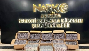 Durdurulan TIR'da 235 bin sentetik hap ele geçirildi