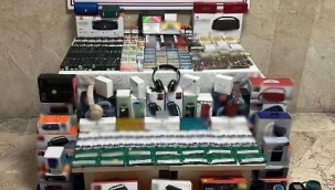 İş yerinden kaçak tütün ve kaçak eşya çıktı