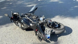 Kamyonetle çarpışan 17 yaşındaki motosiklet sürücüsü öldü