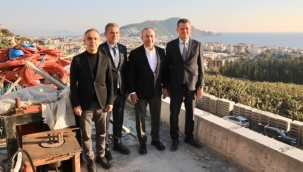 Mevlüt Çavuşoğlu yeni hükümet konağını inceledi