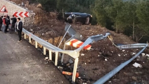 Otomobil şarampole yuvarlandı: 5 yaralı