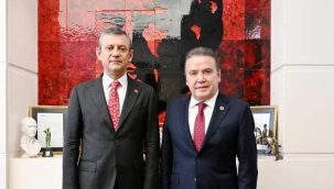 Özgür Özel'i ziyaret eden Böcek'ten mesaj: Birlikte yürüyeceğiz