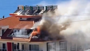 Alanya'da 4 katlı binada korkutan yangın