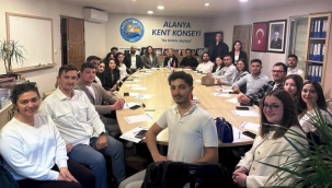 Alanya'da Gençlik Meclisi yeni döneme hızlı başladı