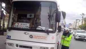 Alanya'da jandarmadan taksi ve halk otobüslerine ceza yağdı
