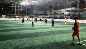  Alanya'daki Şoför Cup'ta son yarı finalistler belli oldu