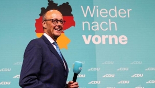 Almanya'da erken seçim: Hristiyan Birlik Partileri birinci oldu